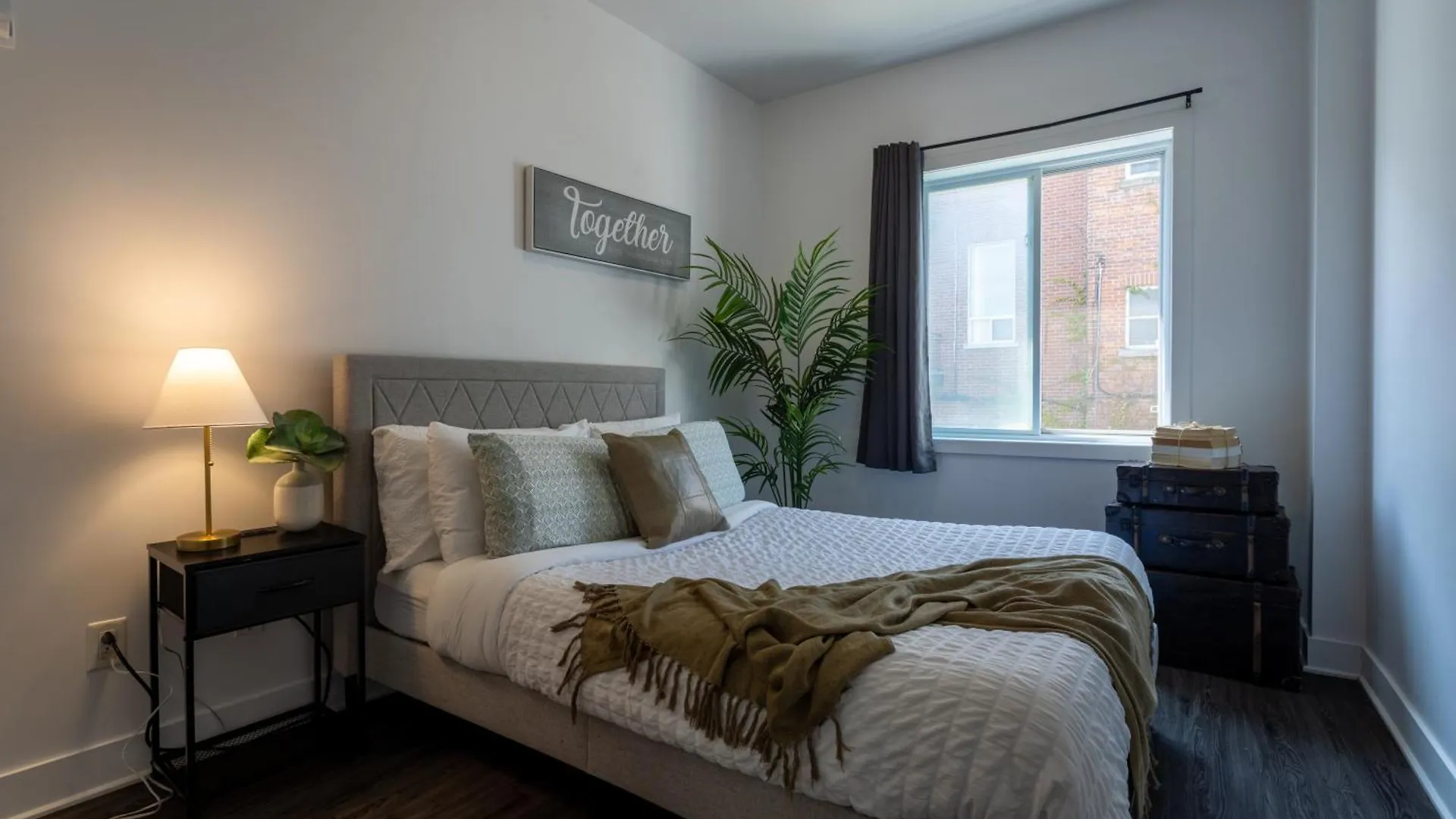 Appartamento Large Suite In Downtown Montréal